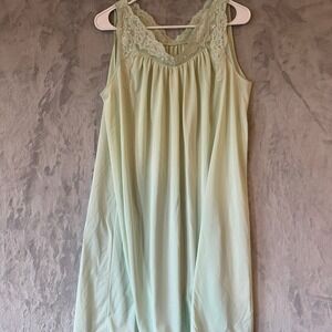 Shadowline Nightgown Womens L Green Lace Trim‎ Sleeveless Vintage Sleepwear